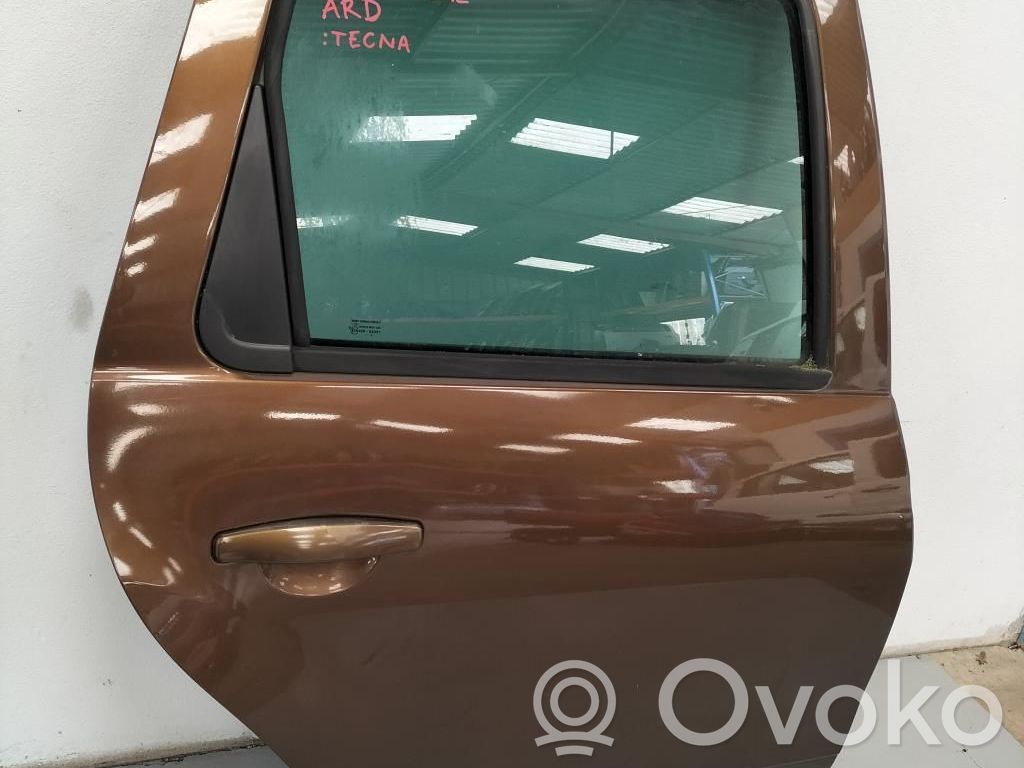 Dacia Duster Galinės durys 