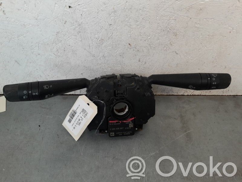 Iveco Daily 6th gen Interruptor/palanca de limpiador de luz de giro 