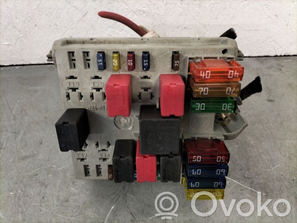 Fiat Punto (188) Modul siguranțe 