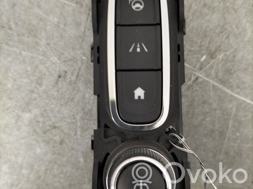 Renault Kadjar Head unit multimedia control 