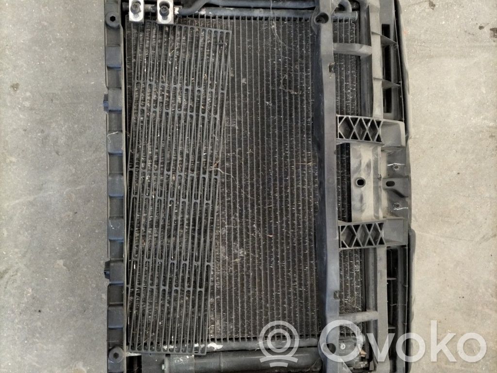 Panel mocowania chłodnicy / góra   5C5805588AD