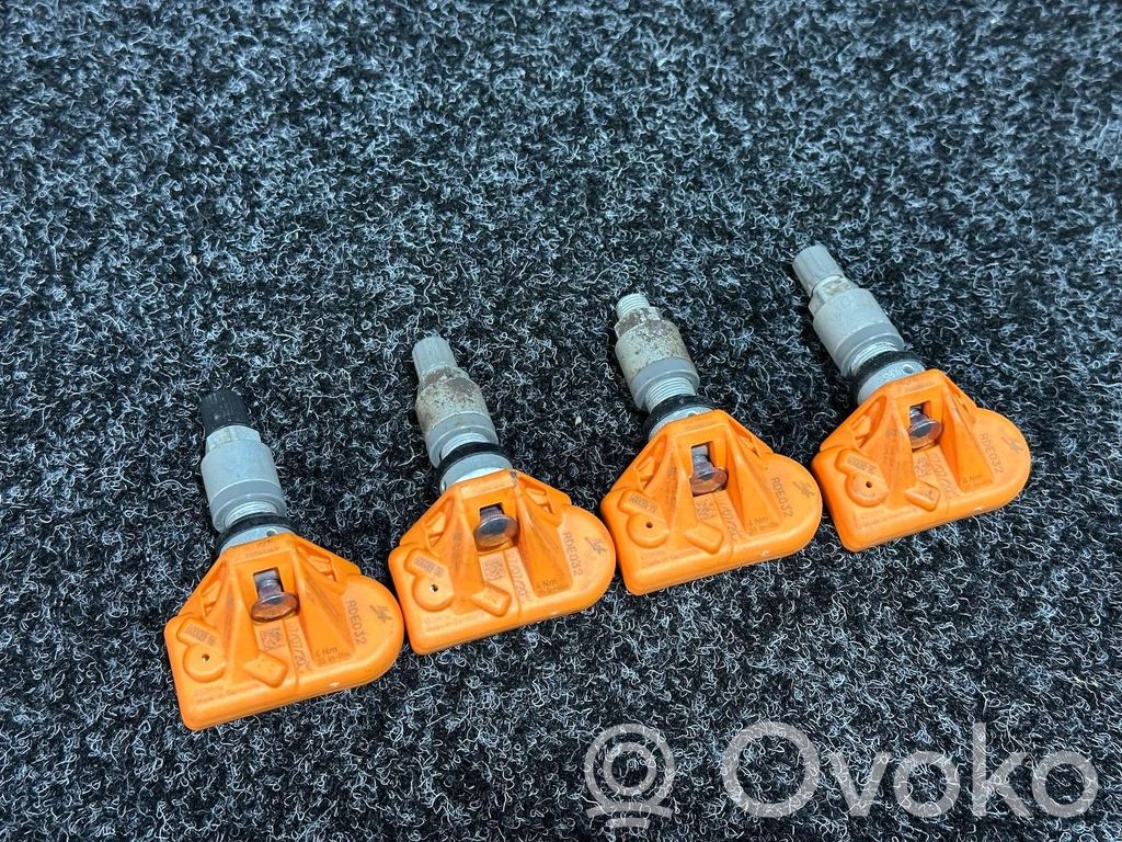 Ford Kuga III Tire pressure sensor 
