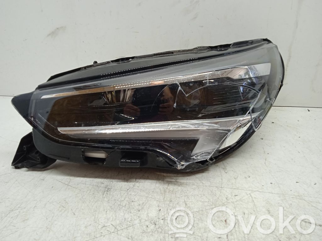 Opel Corsa E Scheinwerfer 