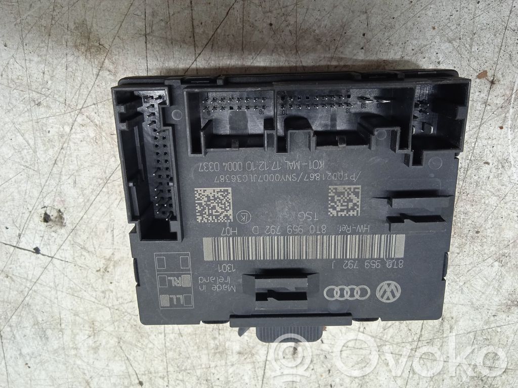 Door control unit/module   8T0959792