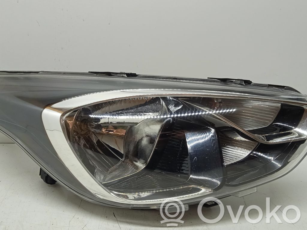 Ford Ka Headlight/headlamp 
