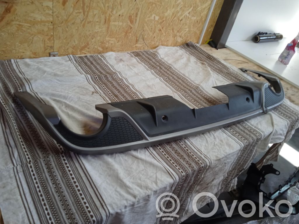 Volvo V40 Cross country Apakšējā bampera daļa 