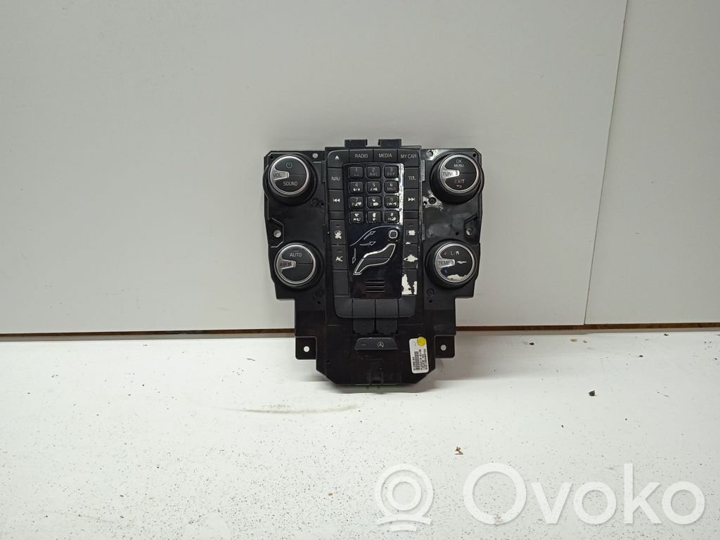 Volvo V40 Climate control unit 