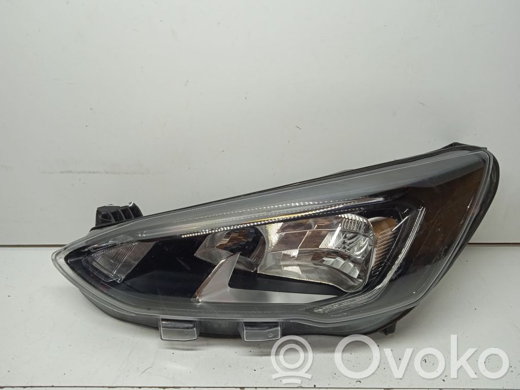Ford Focus Headlight/headlamp 