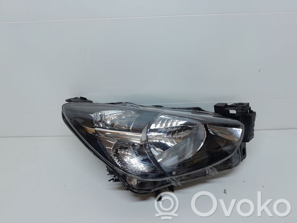 Mazda 2 Headlight/headlamp 