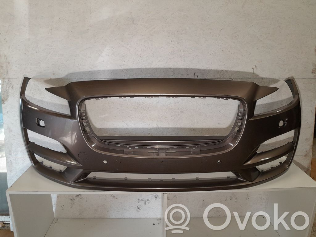 Jaguar F-Pace Front bumper 