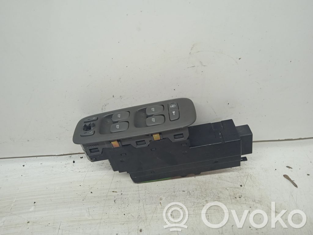 Volvo V70 Electric window control switch 