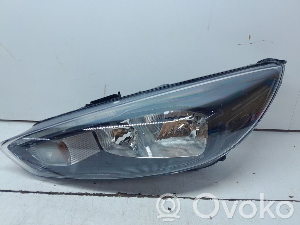 Ford Focus Scheinwerfer 