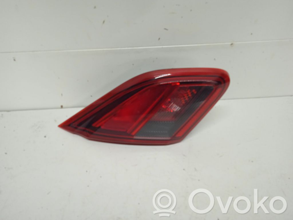 Opel Corsa E Galinis žibintas kėbule 