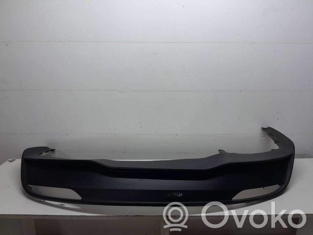 Tesla Model 3 Takapuskurin alaosan lista 