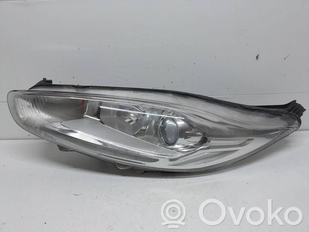 Ford Fiesta Headlight/headlamp 