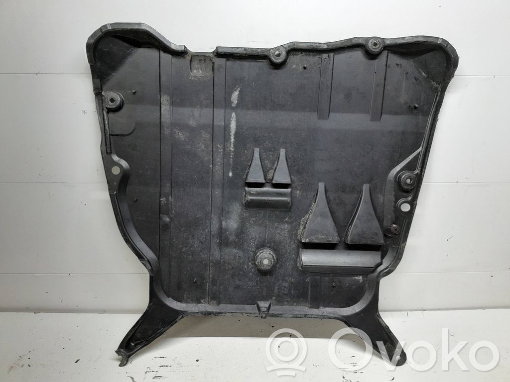 Volvo XC70 Center/middle under tray cover 