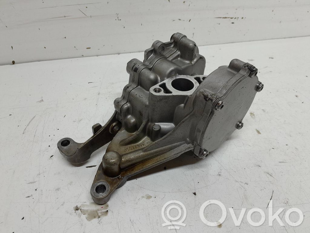 Opel Insignia A Bomba de aceite 