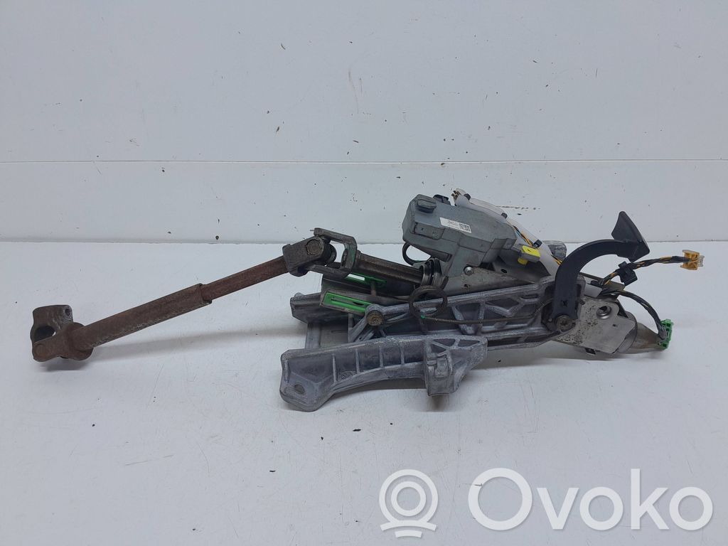 Volvo V50 Steering wheel axle 