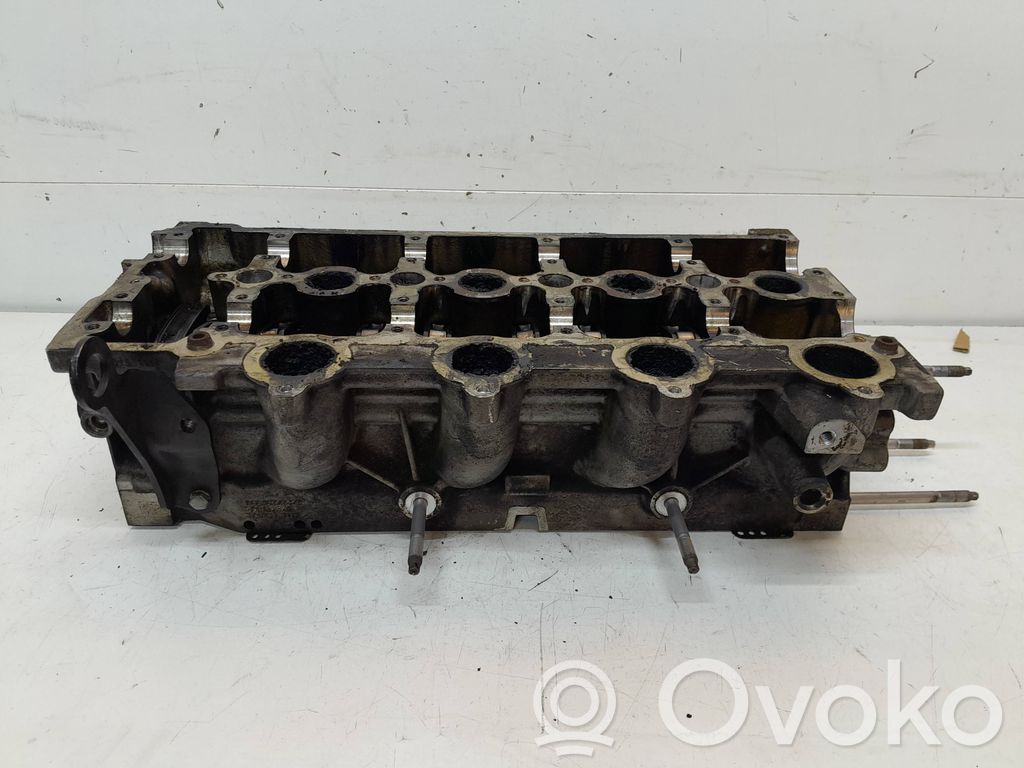 Peugeot 307 CC Engine head 