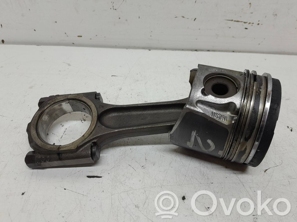 Volvo V50 Pistón con biela 
