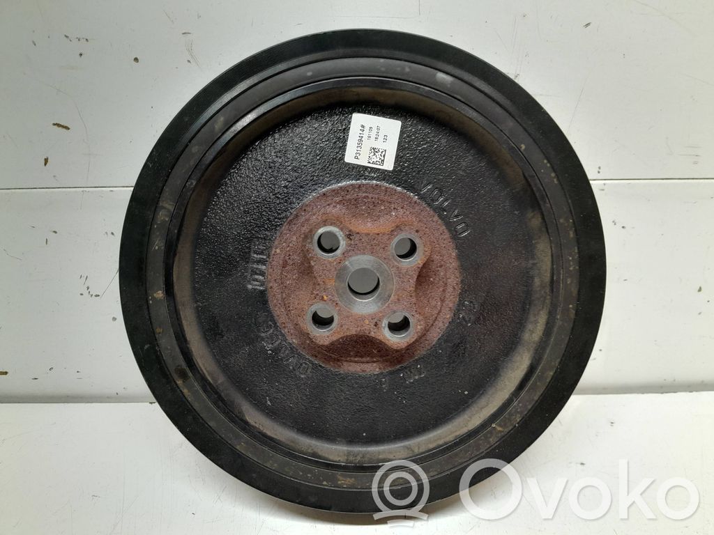 Volvo XC90 Crankshaft pulley 