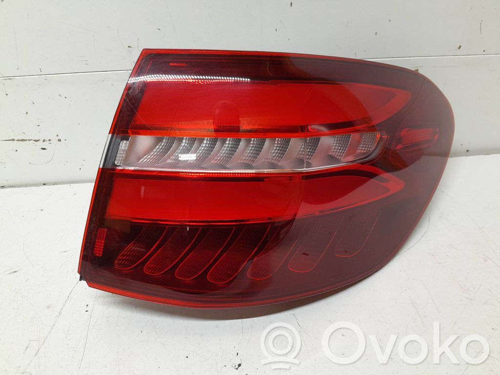 Lampa tylna   A2539067400