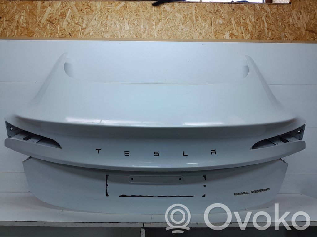 Tesla Model 3 Highland Tailgate/trunk/boot lid 