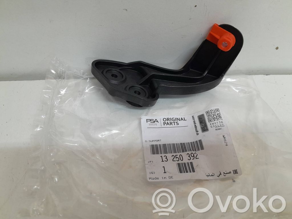 Opel Corsa D Suport montare bară spate 