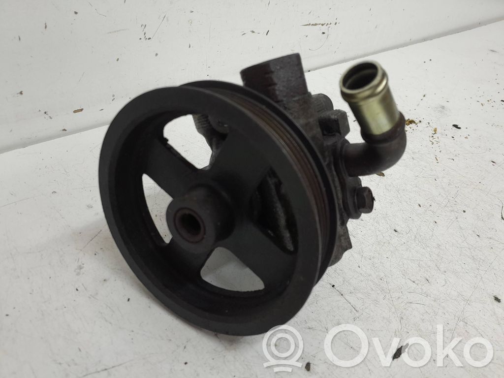 Toyota Corolla Verso E121 Pompa wspomagania 