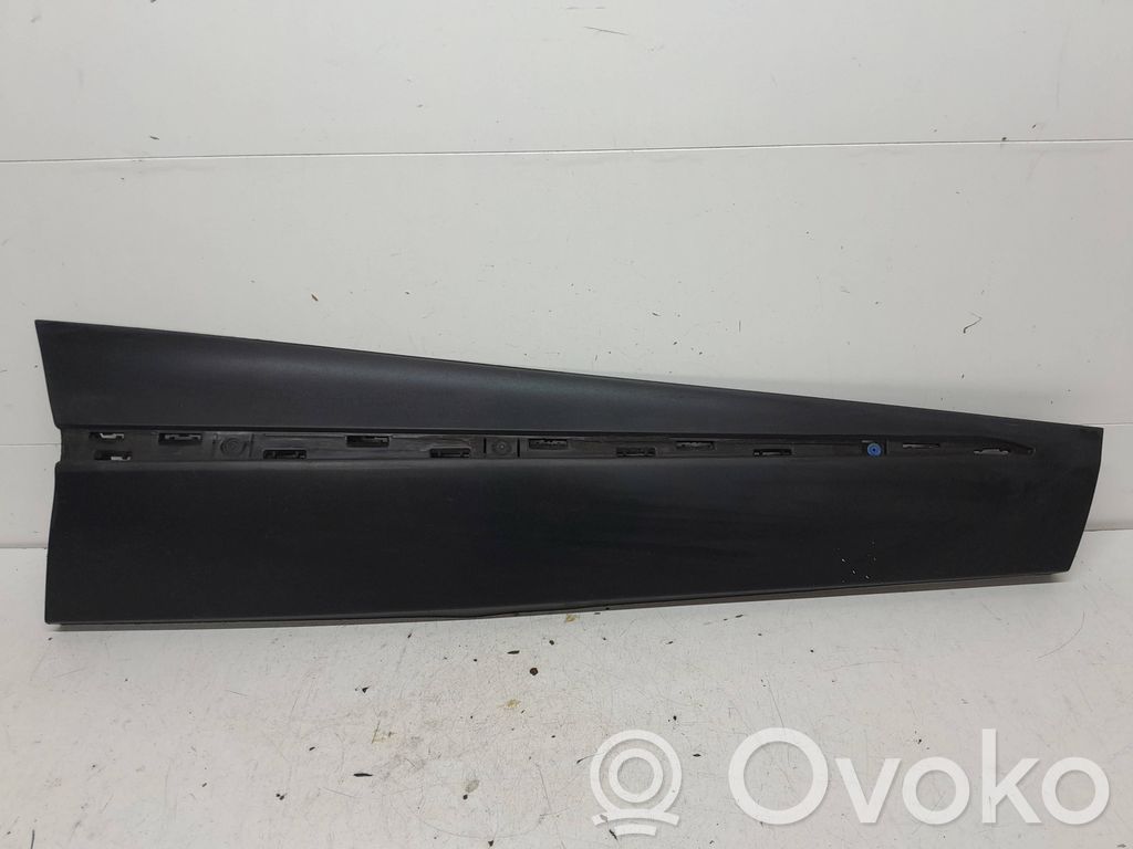 Renault Captur Front door trim (molding) 