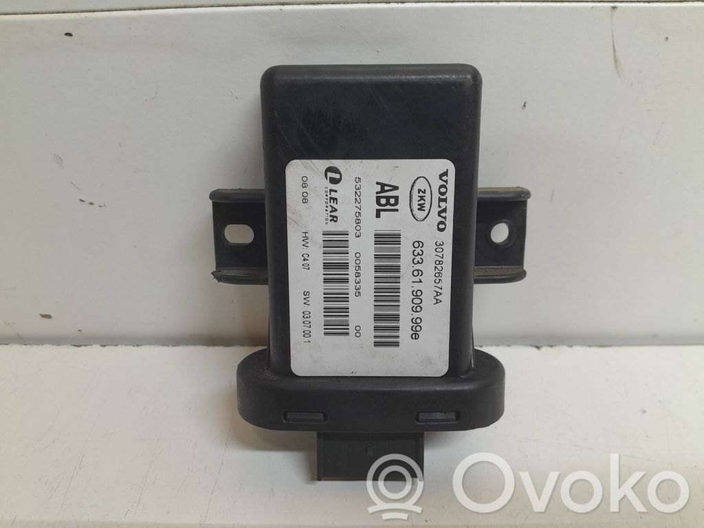 Volvo V70 Light module LCM 