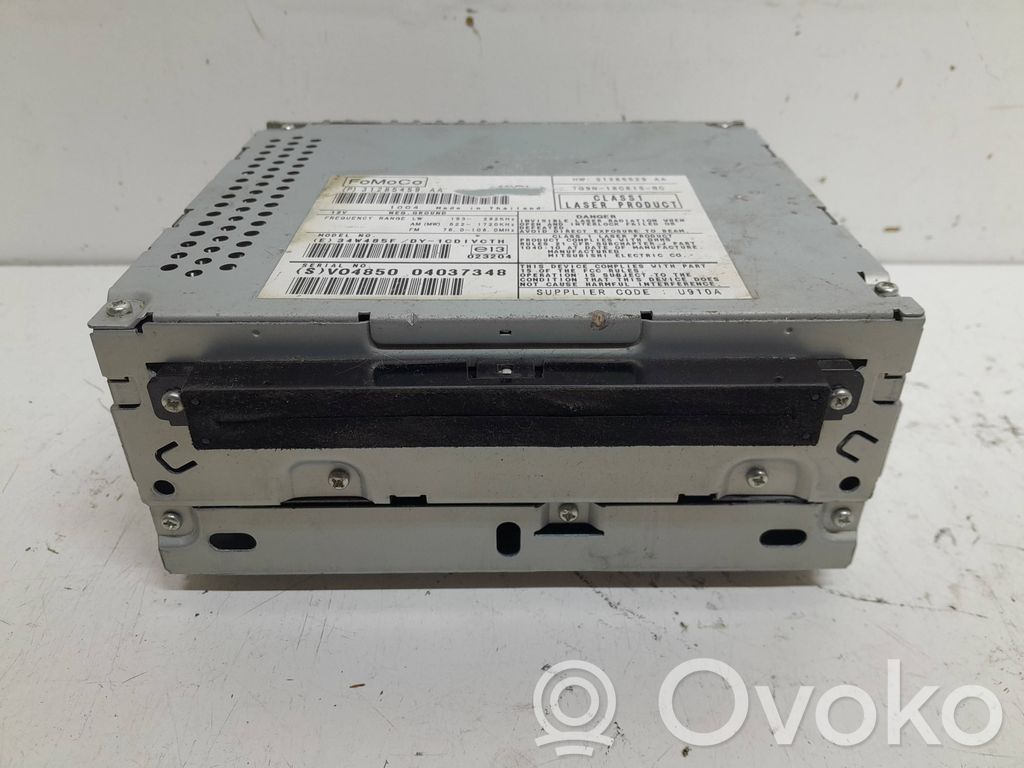 Volvo V70 Panel / Radioodtwarzacz CD/DVD/GPS 