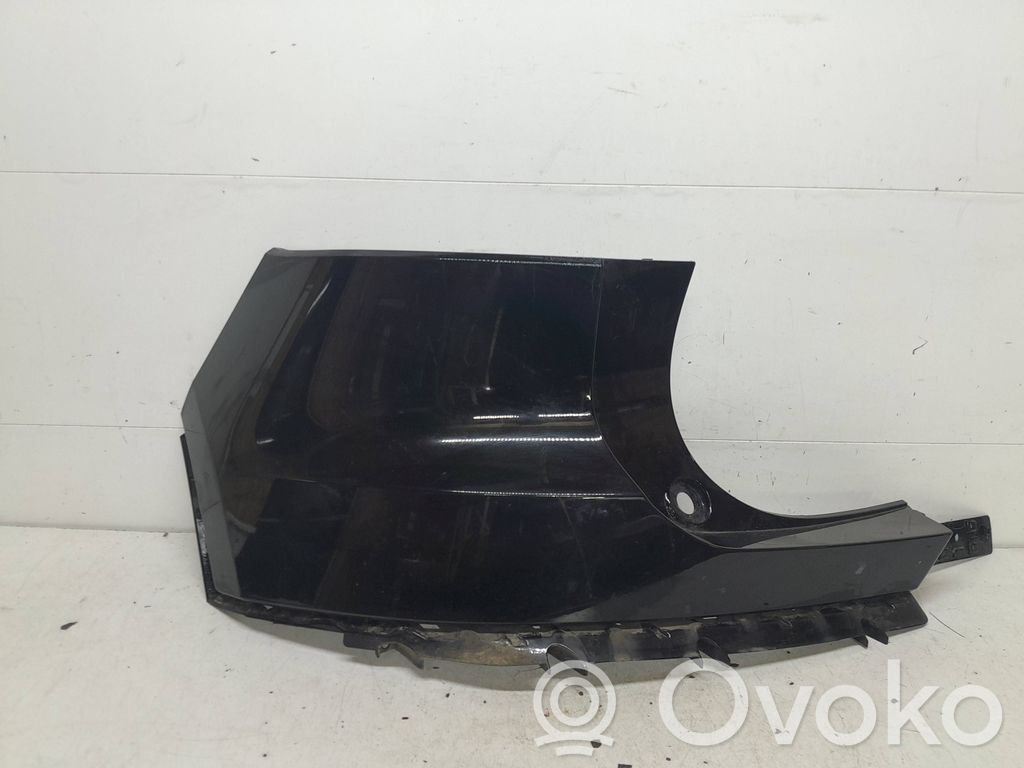 Volvo XC40 Moldura de la esquina del parachoques trasero 