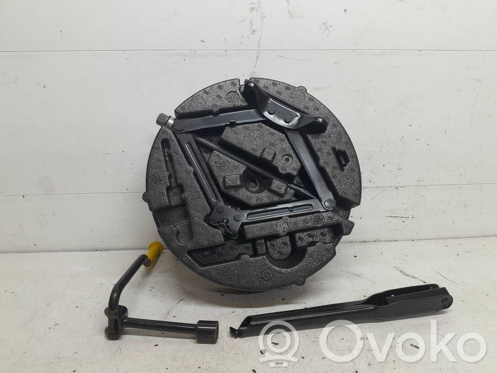 Opel Astra J Set scule 