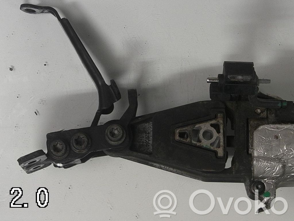 Engine mount bracket   180676