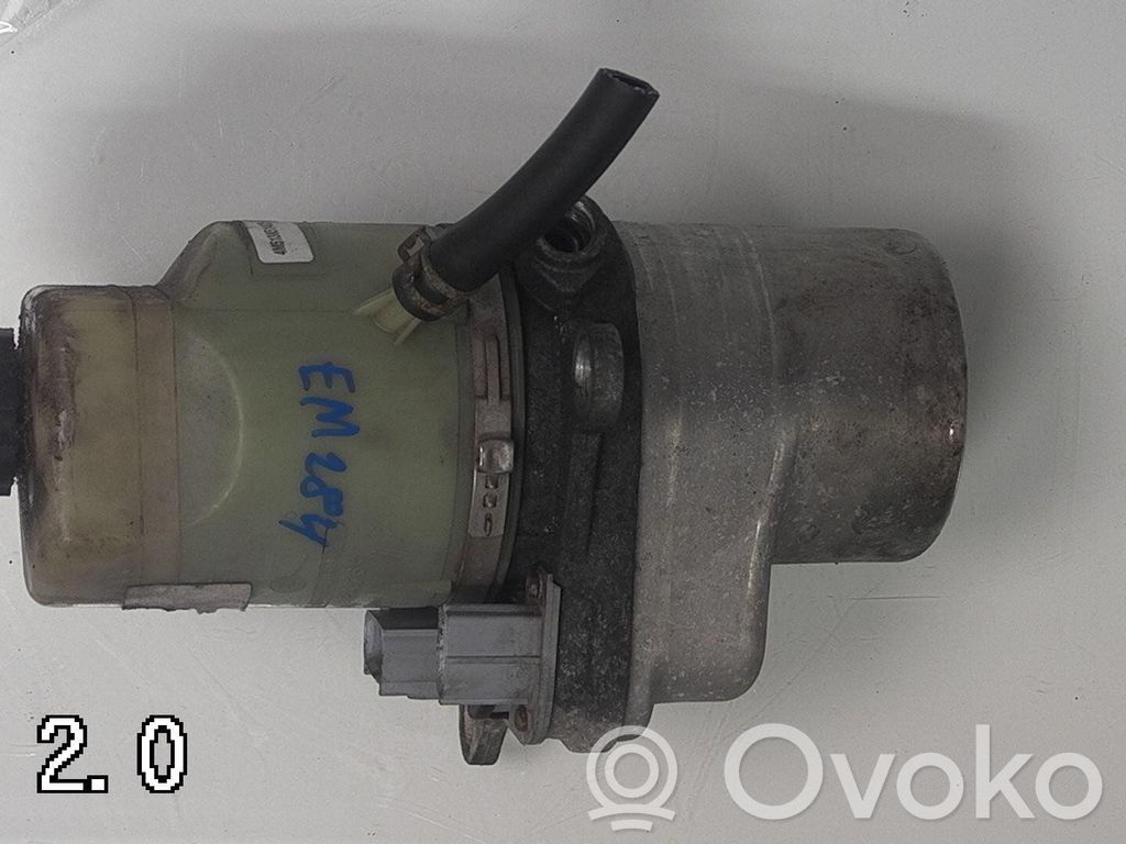Ohjaustehostimen pumppu   4M513K514CB