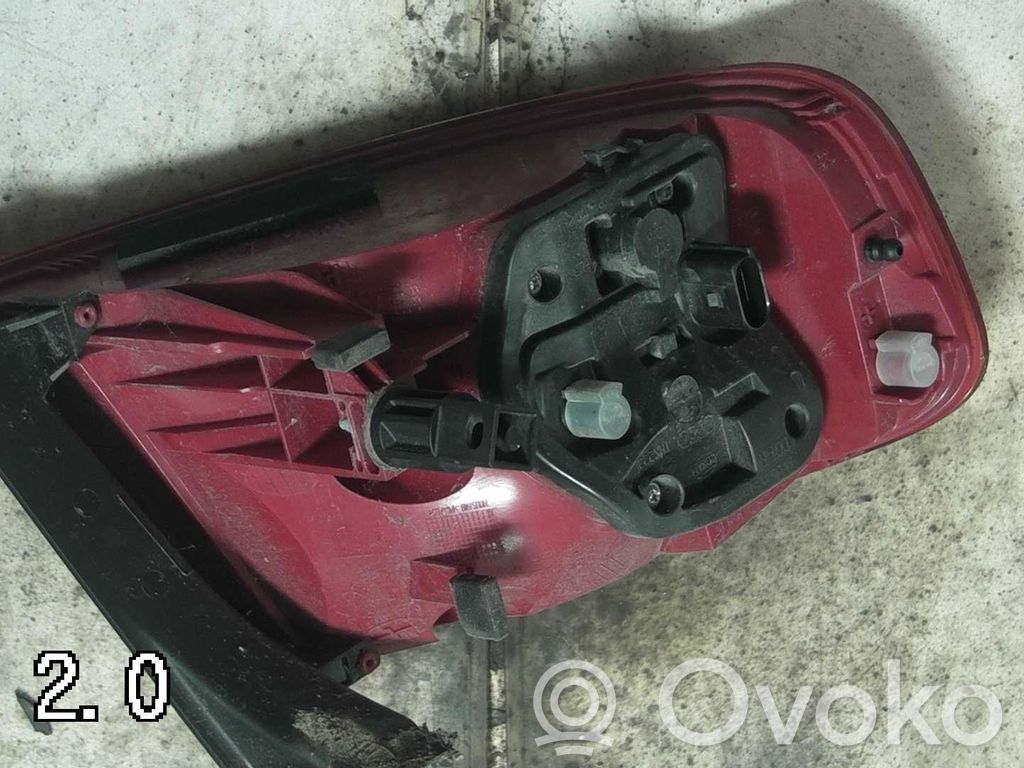 Spuldzīte   8K5945096K