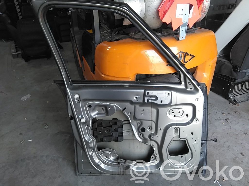 Citroen C4 I Picasso Puerta delantera 
