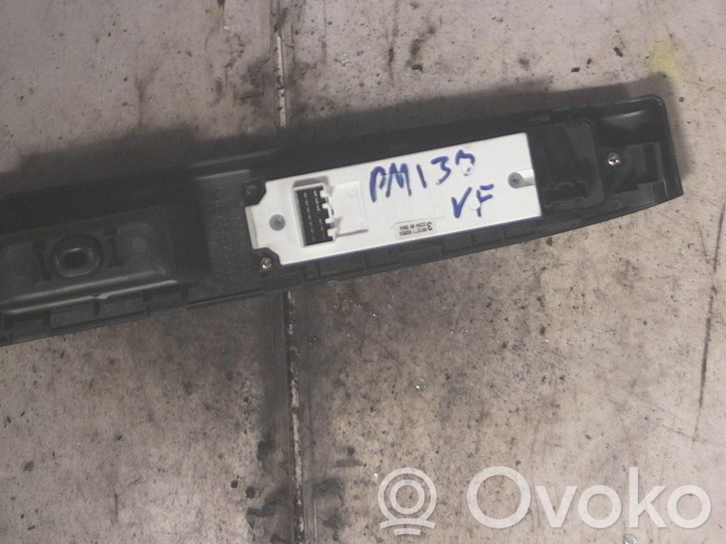 Mazda 5 Other switches/knobs/shifts 