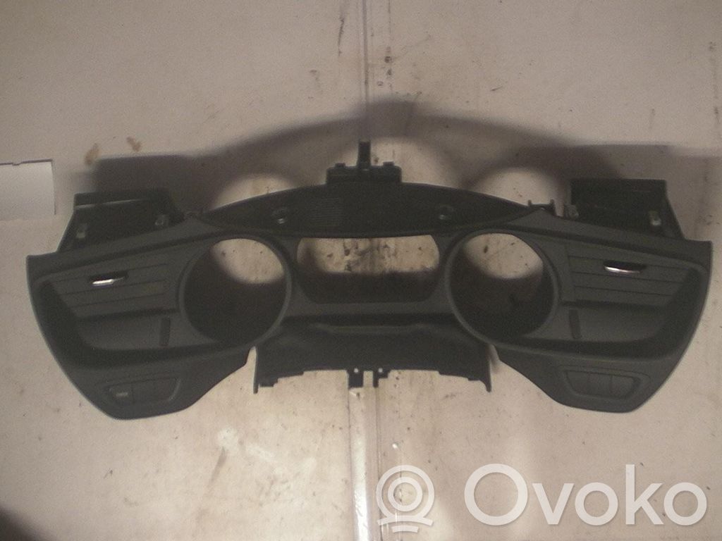 Citroen C5 Panelės apdailos skydas (apatinis) 