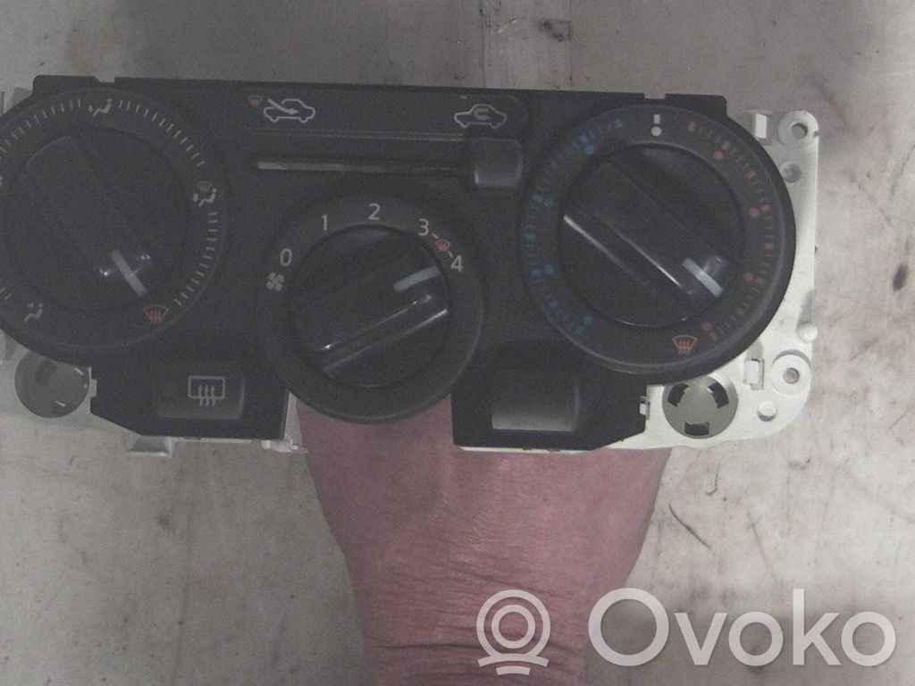 Nissan Note (E11) Climate control unit 