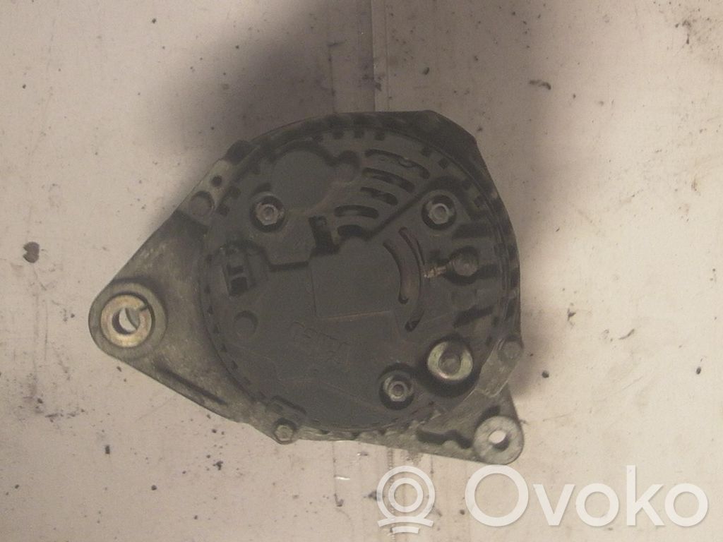 Volkswagen PASSAT B5 Alternator 