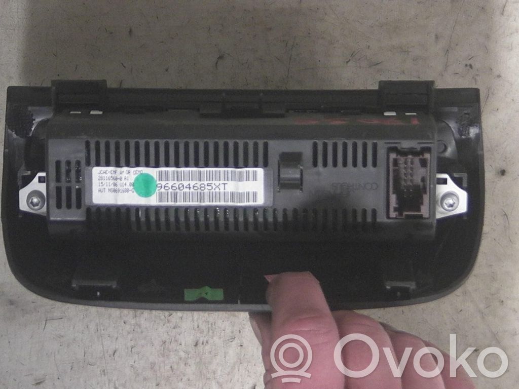 GPS navigation control unit/module   96604685XT