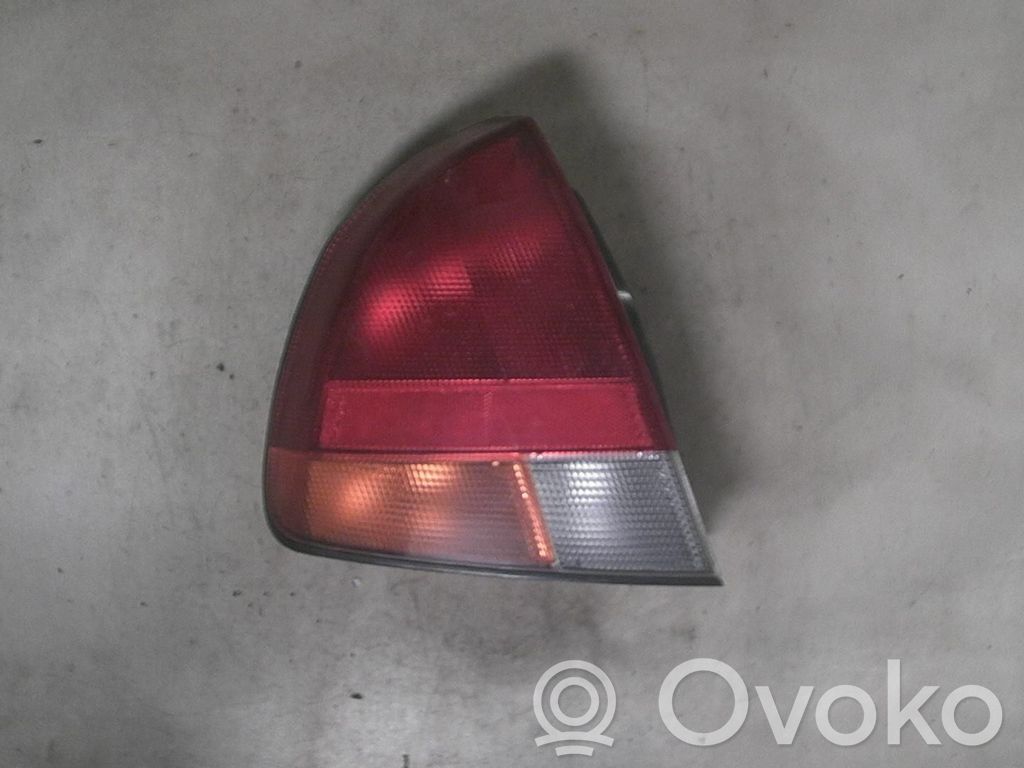 Mitsubishi Carisma Spuldzīte 