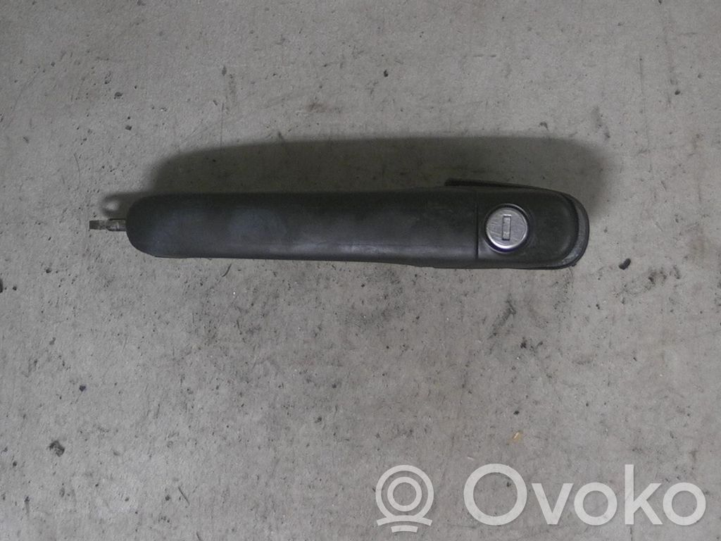 Volkswagen Polo III 6N 6N2 6NF Poignée extérieure avant 