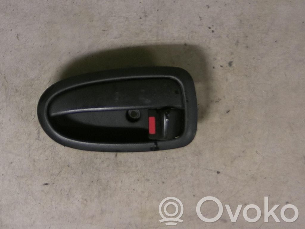 Front door interior handle   SORTSEFOTO