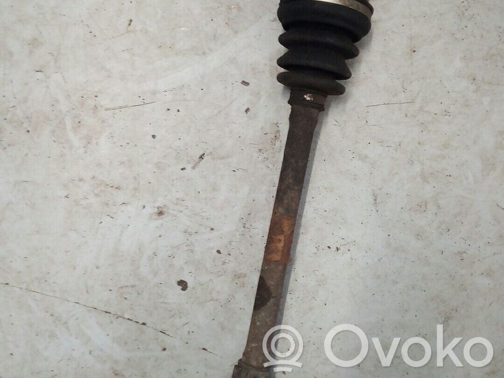 Eje de transmisión delantero   495001Y010