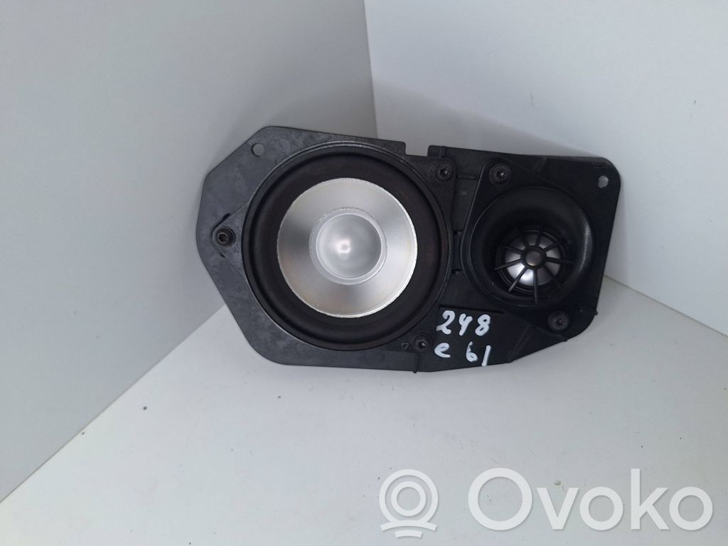 BMW 5 E60 E61 Etuoven kaiutin 
