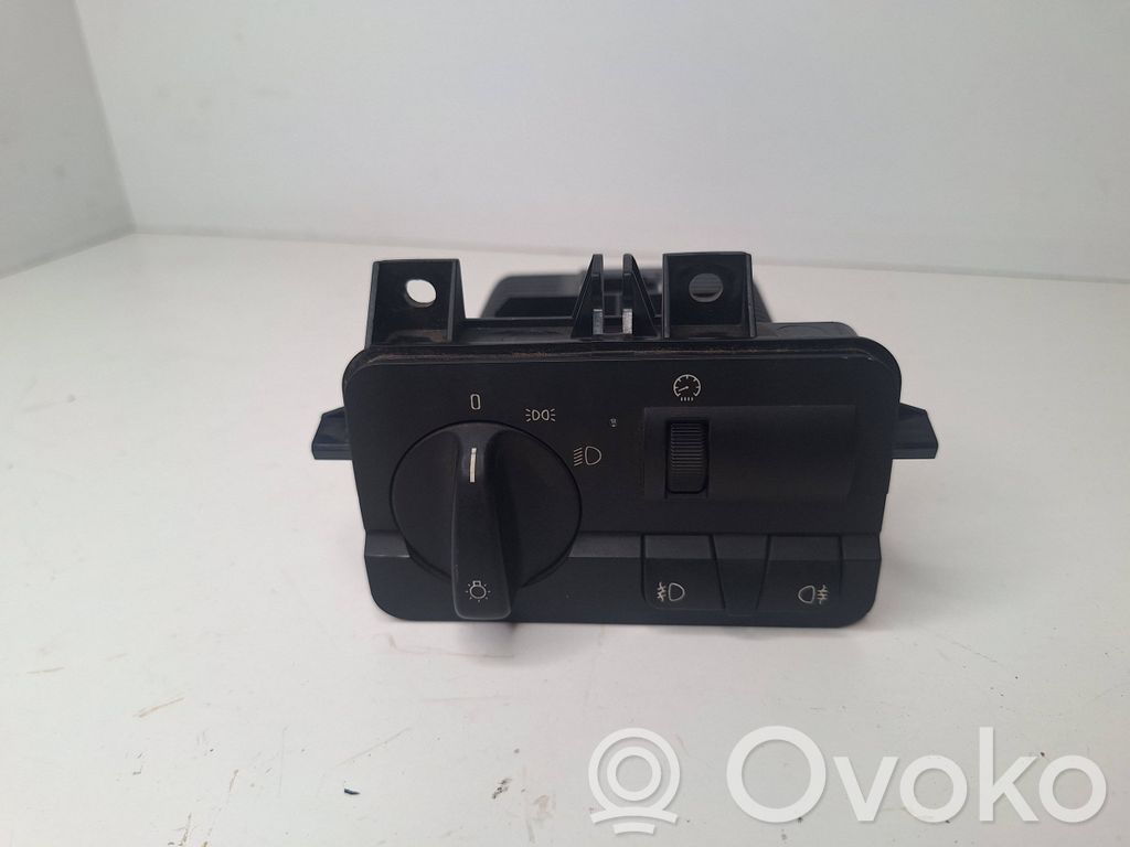 Light switch   61314108587,0116717,086480064