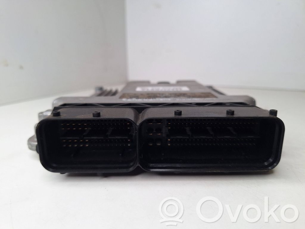 Audi A5 8T 8F Engine control unit/module 